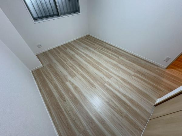 【洋室】 | 新田ハイツ | ●洋室4.8帖●