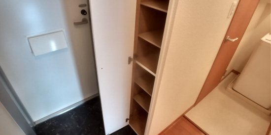 レオパレス稲荷町の内装