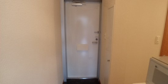 レオパレス稲荷町の玄関|設備仕様は号室により異なる為、現況を優先致します。