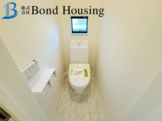 JR西明石駅まで徒歩12分　西明石北町1丁目　全1棟　新築戸建てのトイレ