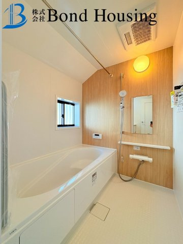 JR西明石駅まで徒歩12分　西明石北町1丁目　全1棟　新築戸建ての浴室