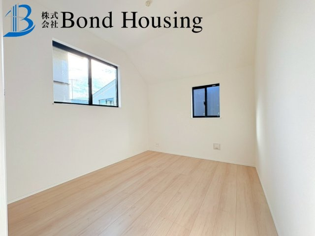 JR西明石駅まで徒歩12分　西明石北町1丁目　全1棟　新築戸建ての洋室