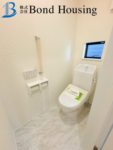 JR西明石駅まで徒歩12分　西明石北町1丁目　全1棟　新築戸建てのトイレ