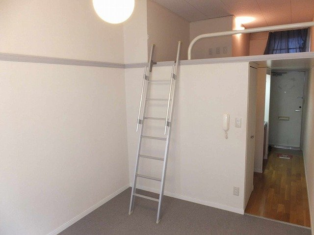 レオパレスＳＴＫの居間・リビング