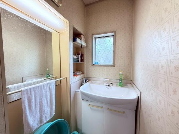 和歌山市延時　中古戸建の独立洗面台