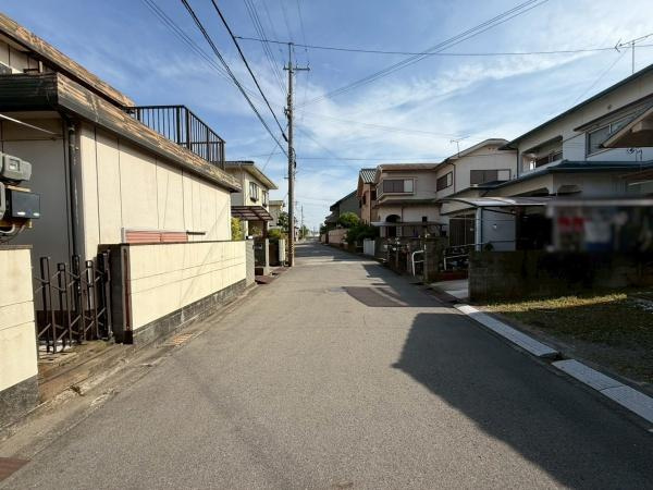 和歌山市延時　中古戸建の前面道路含む現地写真