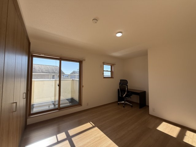 友が丘七丁目　戸建の居間・リビング