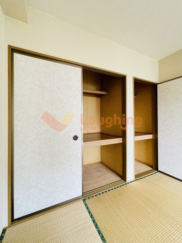 グランドール国分 A棟の収納|たっぷりとした収納スペースです