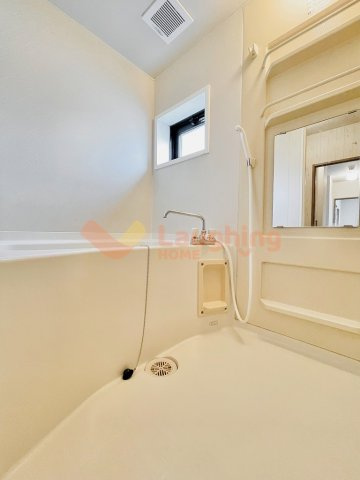 グランドール国分 A棟の浴室|ゆったり過ごせるお風呂です