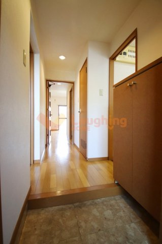 SUNDAY御井駅前の玄関|きれいな玄関です