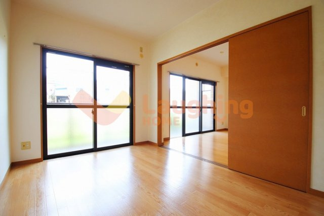 SUNDAY御井駅前の内装|きれいな内装です