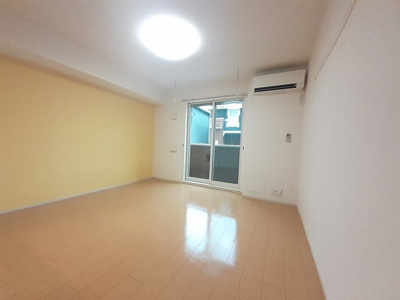 【居間・リビング】 | サニーサイド　ヴィラⅠ