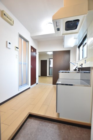 グリーンパーク東野の玄関