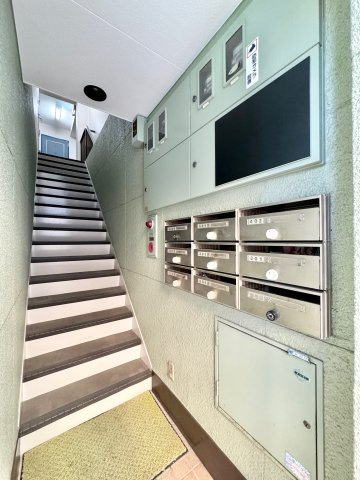 グリーンパーク東野のエントランス