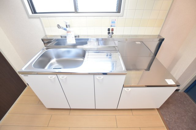 グリーンパーク東野のキッチン