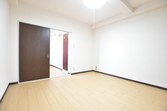 グリーンパーク東野の居間・リビング