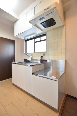 グリーンパーク東野のキッチン