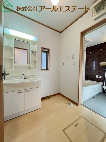 姫路市網干区田井　山陽電鉄「平松駅」徒歩18分の独立洗面台