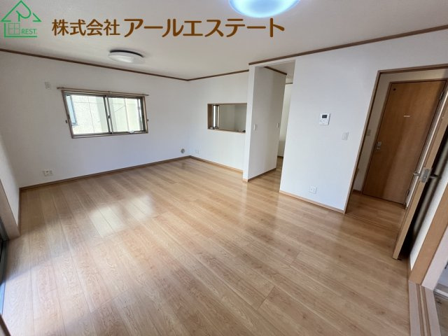 姫路市網干区田井　山陽電鉄「平松駅」徒歩18分の居間・リビング