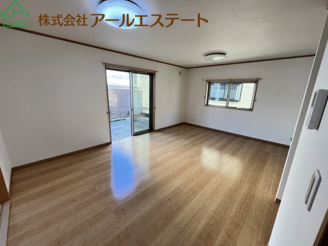 姫路市網干区田井　山陽電鉄「平松駅」徒歩18分の居間・リビング