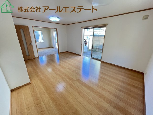 姫路市網干区田井　山陽電鉄「平松駅」徒歩18分の居間・リビング
