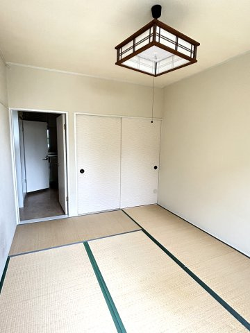 ハイツふじの和室