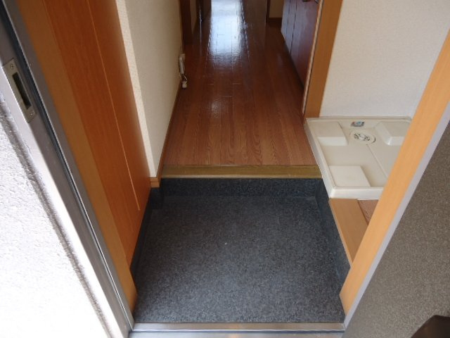 コンフォール　Ｋの玄関|玄関