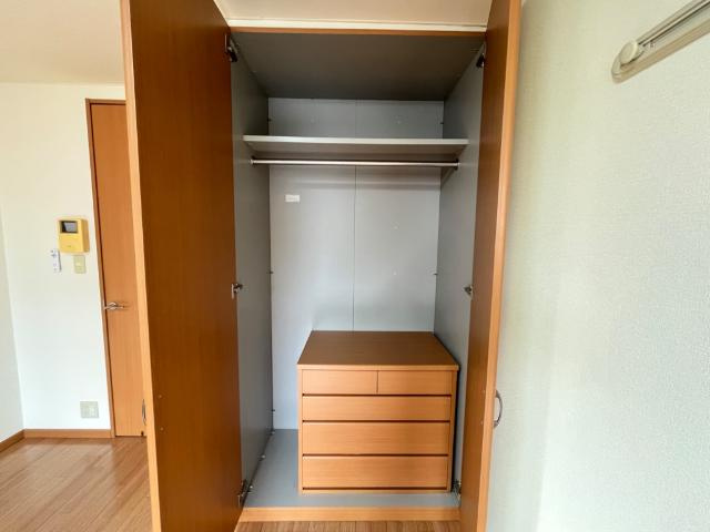 ベネッセ・黒川の収納|クローゼット