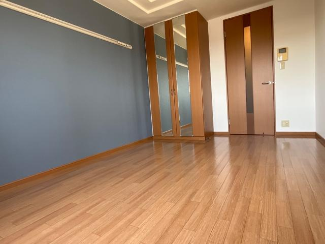 ベネッセ・黒川の内装|洋室