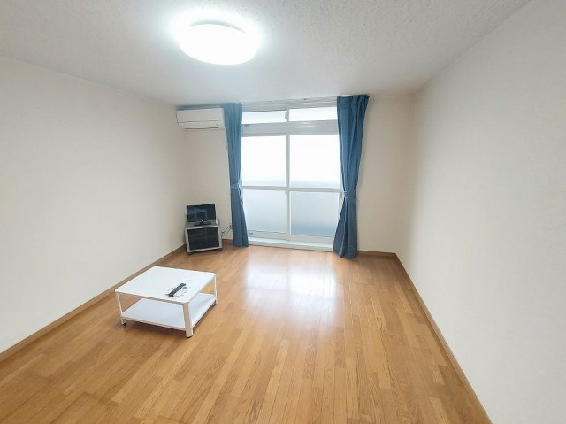 レオパレスＫＵＷＡＤＡの寝室