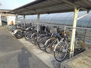 レオパレスインパストラルのその他|駐輪場