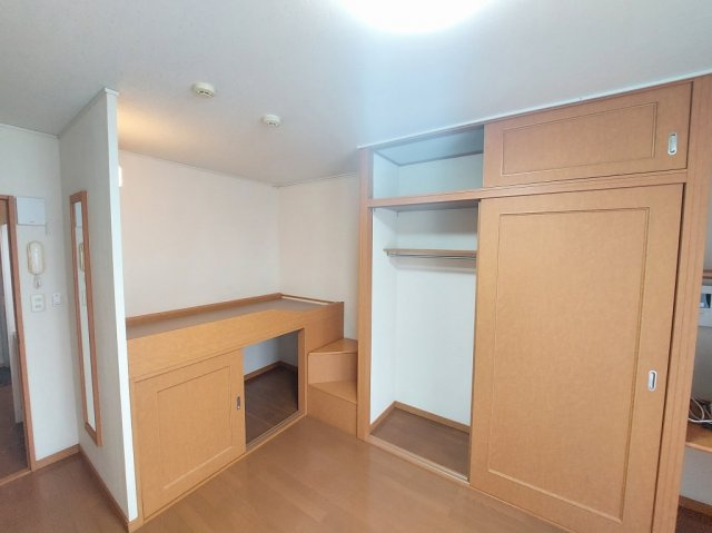 レオパレスサニーハイツの寝室