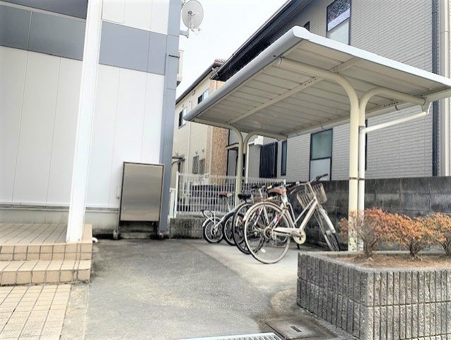 レオパレスＫ．Ｓ．Ｋのその他|駐輪場