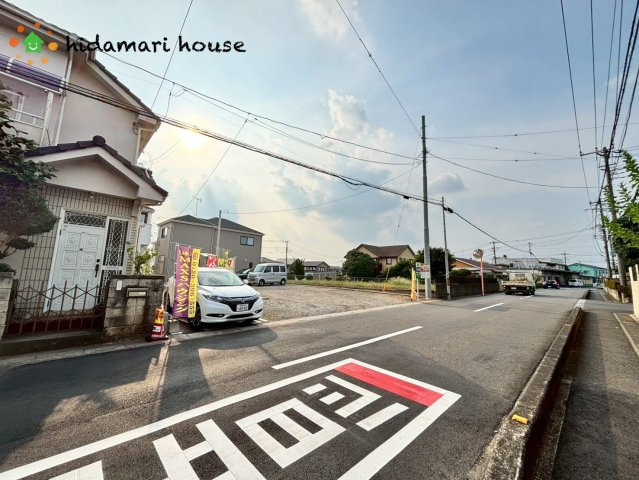 北区別所町1期　新築戸建　アーバンスタイル04の前面道路含む現地写真