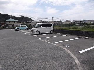 レオパレスサニーハイツⅡのその他|駐車場