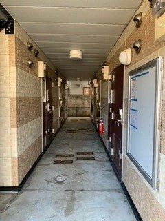 レオパレス北平野の玄関