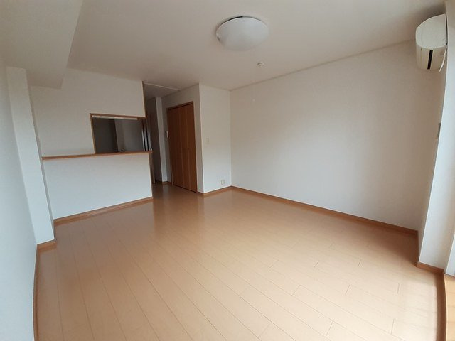 ソレアードの居間・リビング