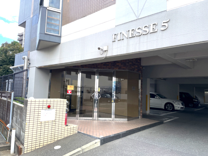 スカイオークフィネス5のエントランス|建物入口です。