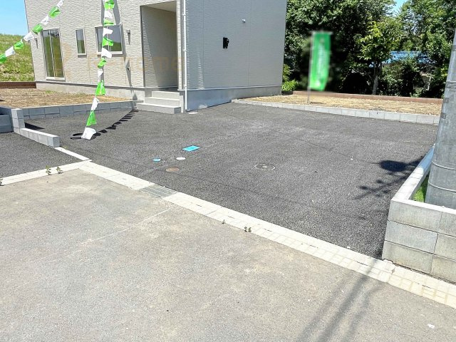 古河市宮前町第9-II期　新築戸建て　3号棟の駐車場|カースペースは2台お停めいただけます♪