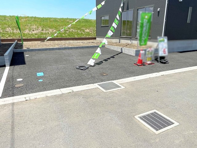 古河市宮前町第9-II期　新築戸建て　4号棟の駐車場|カースペースは2台お停めいただけます♪