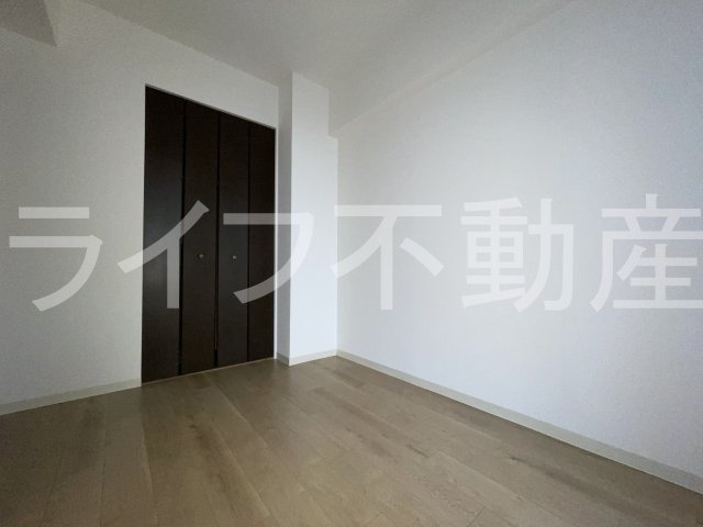 アドリーム石切山手の内装|明るい室内です