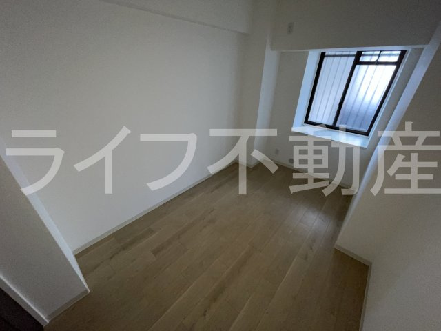 アドリーム石切山手の内装|明るい色調の室内です