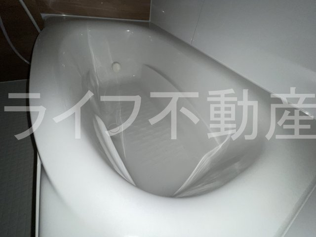 アドリーム石切山手の浴室|落ち着いた空間のお風呂です