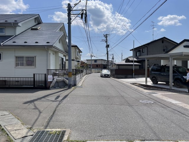 八戸市大字湊町字縄張の前面道路含む現地写真