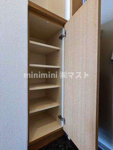 KHKコート西野田の収納