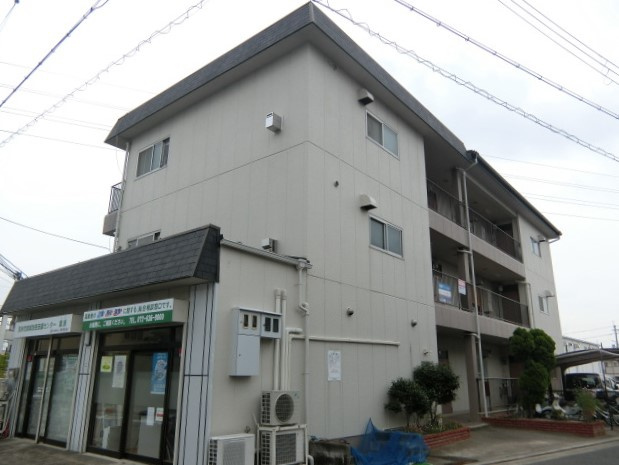 シャトーかわもとの外観