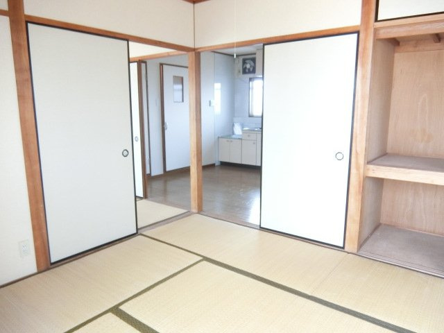 シャトーかわもとの寝室