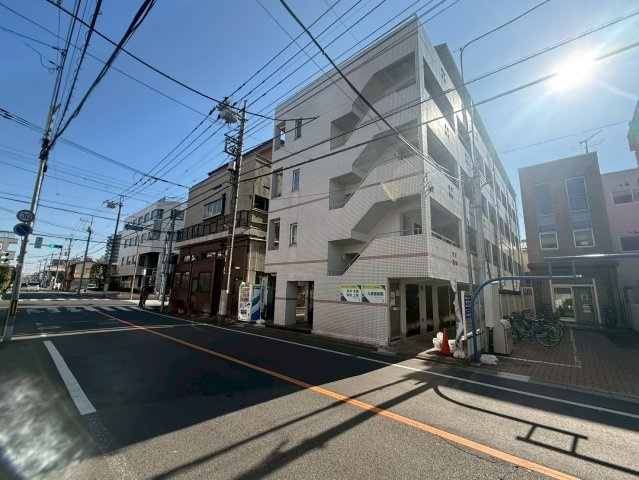 川口市青木２丁目の一棟マンションの外観