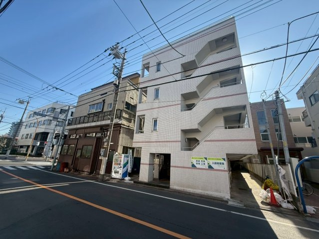 川口市青木２丁目の一棟マンションの外観