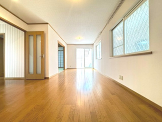 【居間・リビング】 | 箕面市船場西1丁目貸家